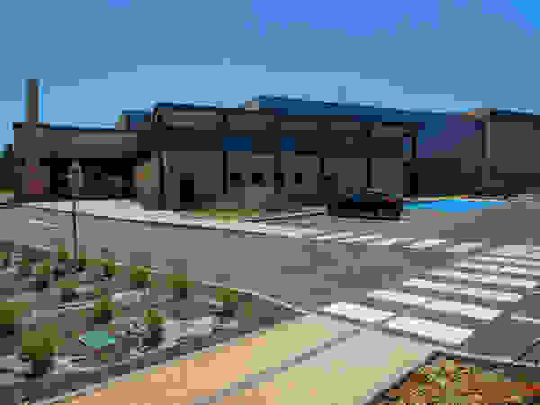 Alphaphoto Offices & stores