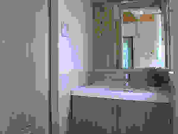 遠藤浩建築設計事務所 H,ENDOH ARCHTECT & ASSOCIATES Modern bathroom