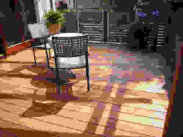 Cumaru Terrassendielen Kahrs GmbH Tropischer Balkon, Veranda & Terrasse