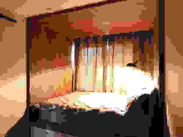 앤드컴퍼니 Modern style bedroom
