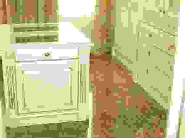 Мебельная мастерская Александра Воробьева Dressing roomWardrobes & drawers