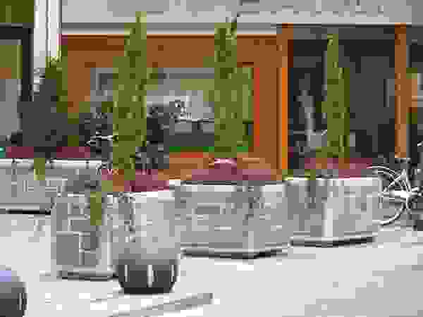 STILE SAS Commercial Spaces Stone