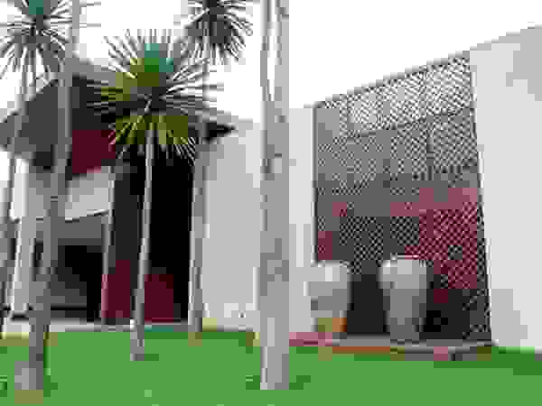 RABAIOLI I FREITAS Tropical style houses Wood Wood effect