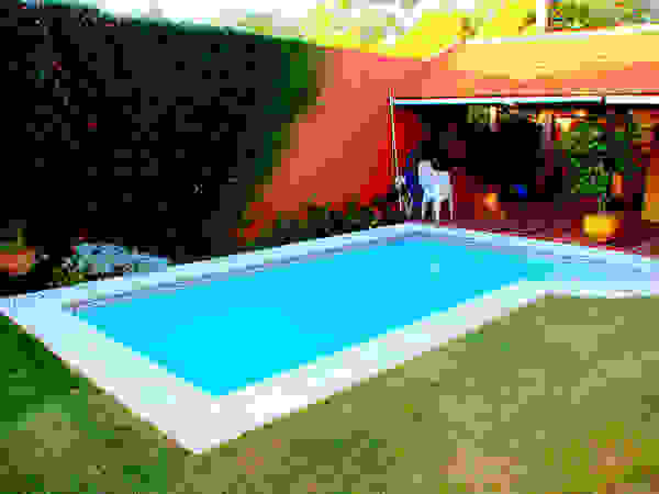 Piscinas Scualo Modern pool