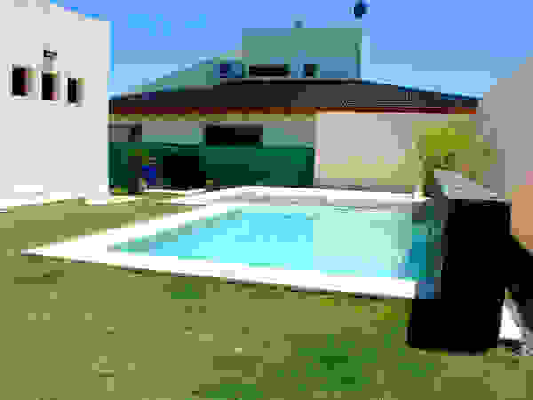 Piscinas Scualo Modern pool