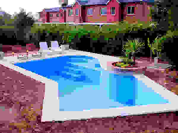 Piscinas Scualo Modern pool