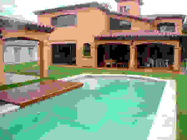Piscinas Scualo Modern pool