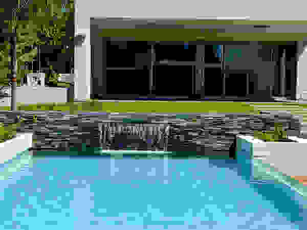 Piscinas Scualo Modern pool