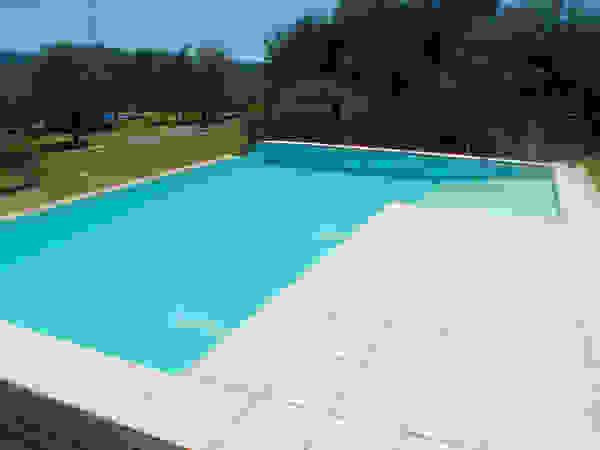 Piscinas Scualo Modern pool