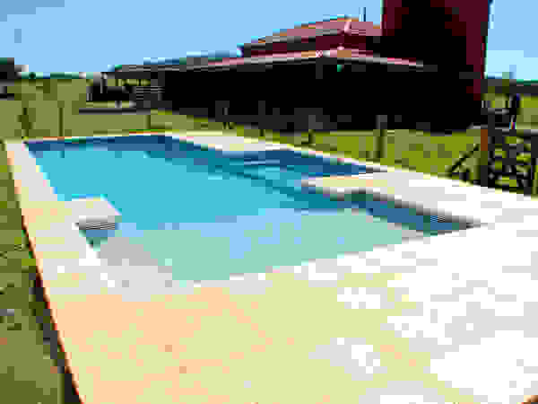 Piscinas Scualo Modern pool