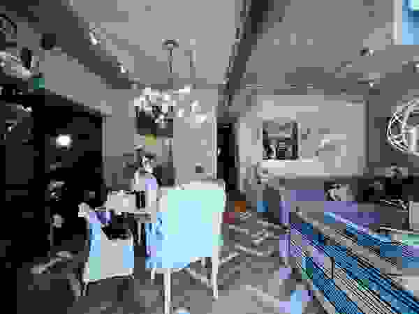 9 Living room