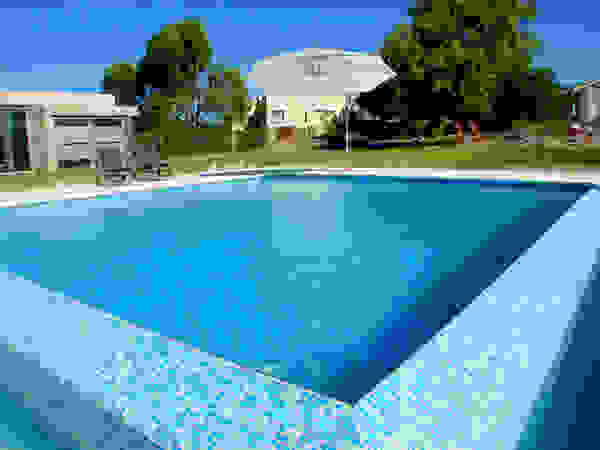 Piscinas Scualo Modern pool