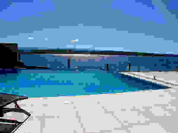 Piscinas Scualo Modern pool