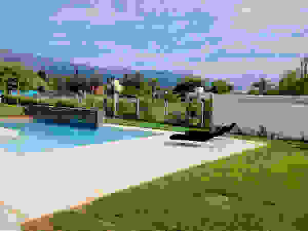 Piscinas Scualo Modern pool