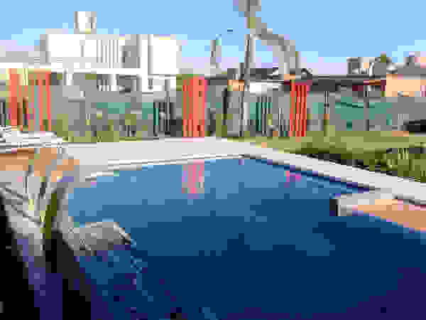 Piscinas Scualo Modern pool