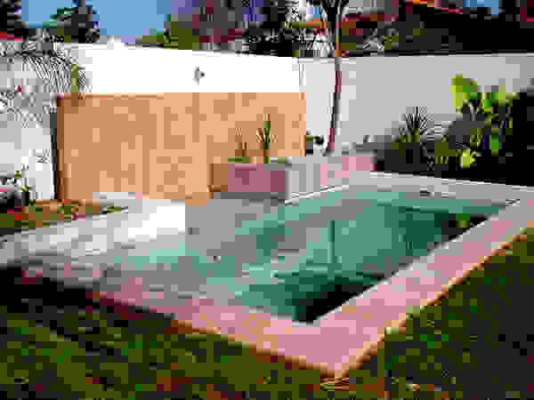 Piscinas Scualo Modern pool