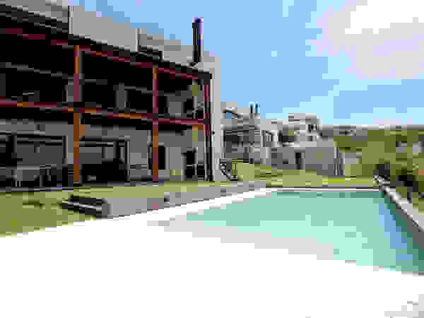 Piscinas Scualo Modern pool