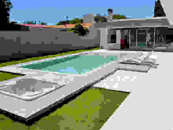 Piscinas Scualo Modern pool