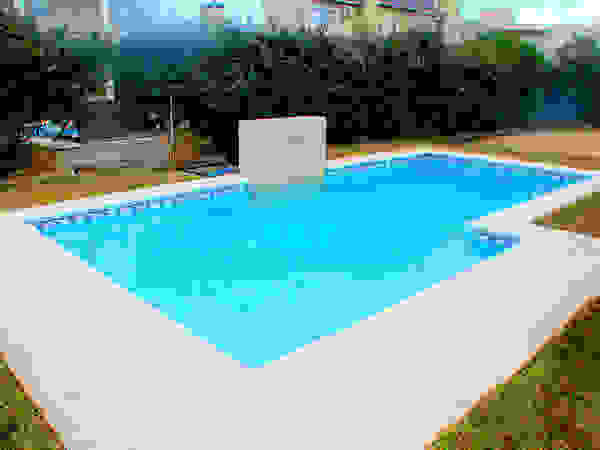 Piscinas Scualo Modern pool