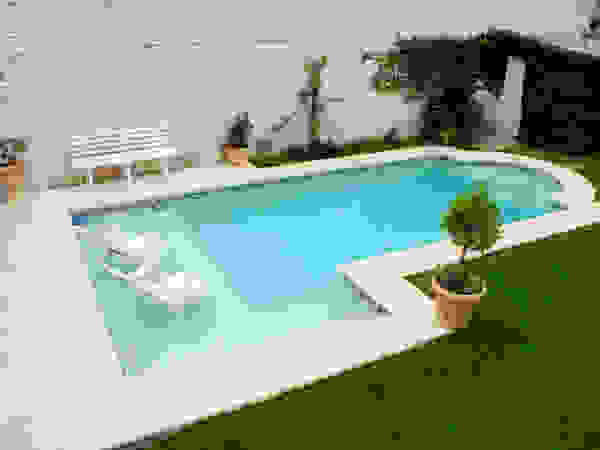 Piscinas Scualo Modern pool