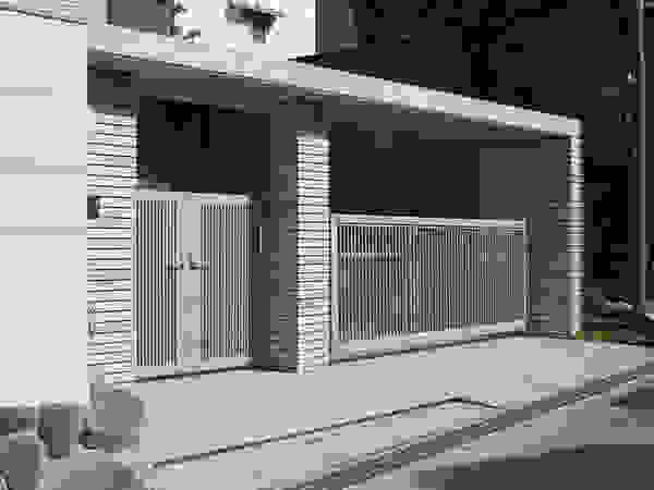 一級建築士事務所エイチ・アーキテクツ Modern houses Tiles Grey