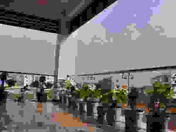DESIGNER GALAXY Modern Corridor, Hallway and Staircase