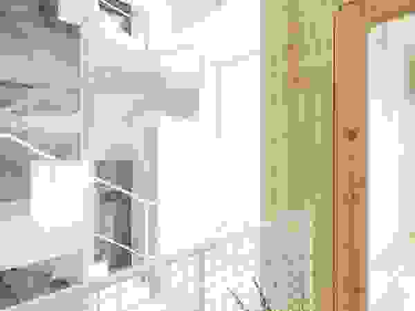 ディンプル建築設計事務所 Modern corridor, hallway & stairs Solid Wood Wood effect