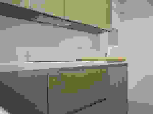 Isoko Proyecto Modern kitchen Beige