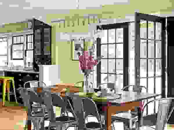 HOLACASA Modern dining room
