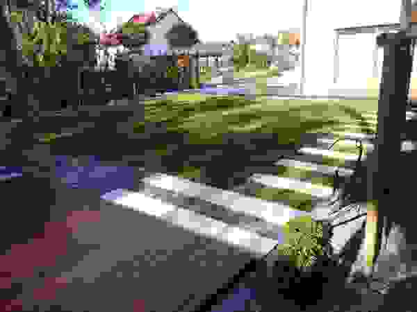 BEGRÜNDER Modern garden