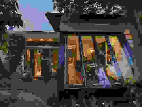 Juanapur Farmhouse monica khanna designs Окна и двериОкна