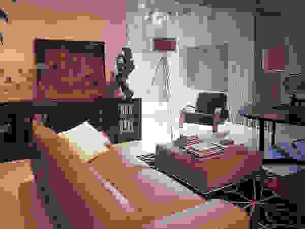 Olivia Aldrete Haas Moderne Wohnzimmer