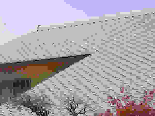 一級建築士事務所 Eee works Modern houses White