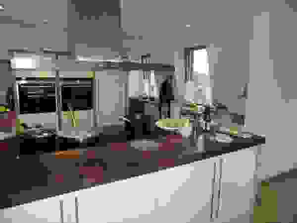 Tischlerei Charakterstück Modern kitchen