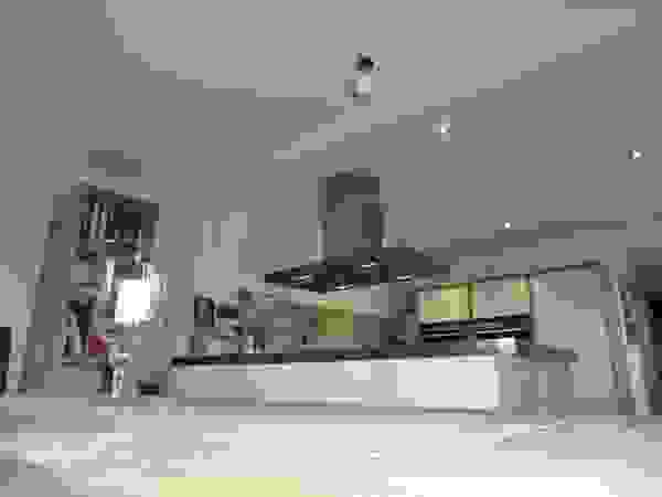 Tischlerei Charakterstück Modern kitchen