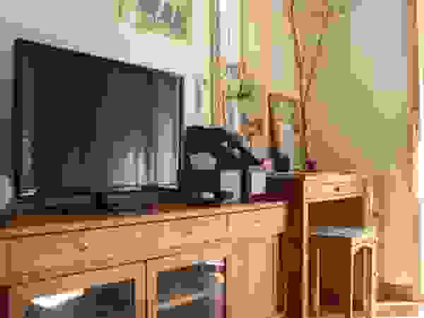 나무사이에 Commercial Spaces