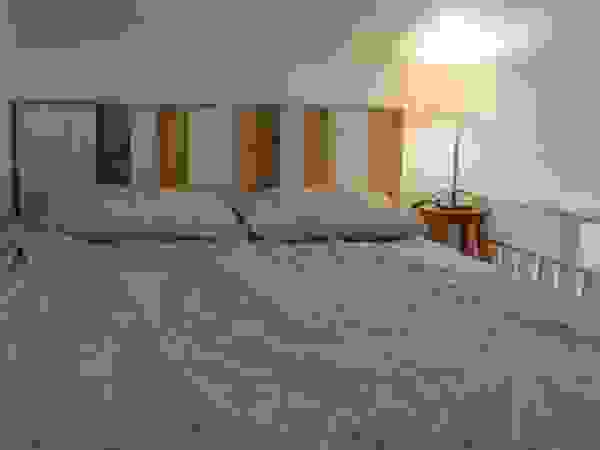나무사이에 Commercial Spaces