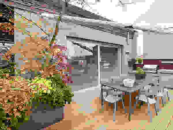 BRANDO concept Balconies, verandas & terraces Furniture