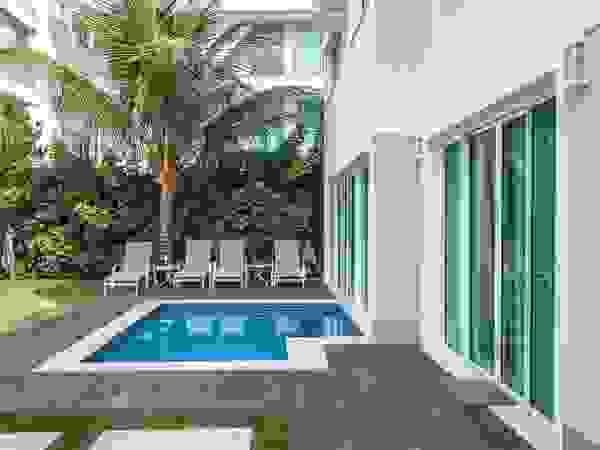 Residência Barra da Tijuca AR Arquitetura & Interiores Басейн