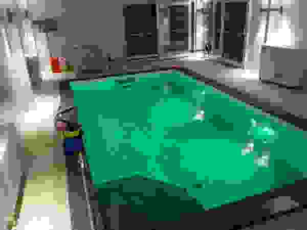 Foliebecken indoor FKB Schwimmbadtechnik Kolam Renang Modern