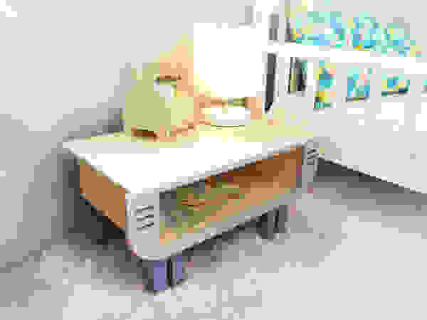 Banana Yolk Nursery/kid's roomDesks & chairs