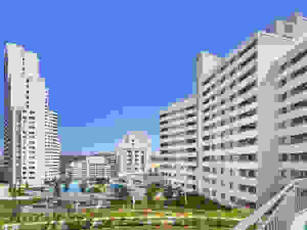 CCT INVESTMENTS Будинки
