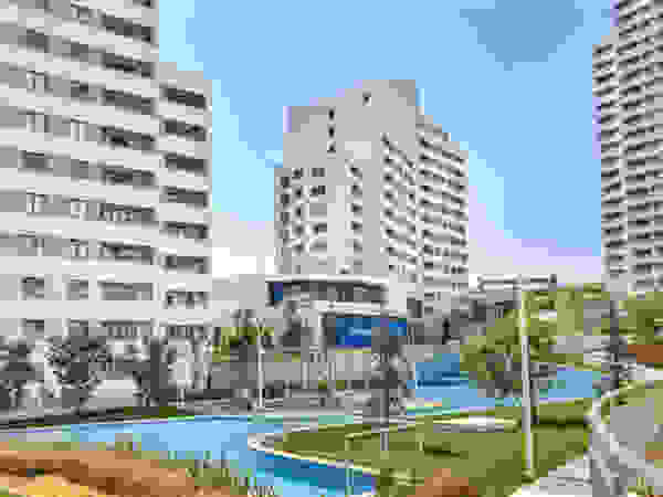 CCT INVESTMENTS Будинки