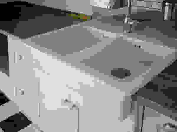목소리 KitchenSinks & taps