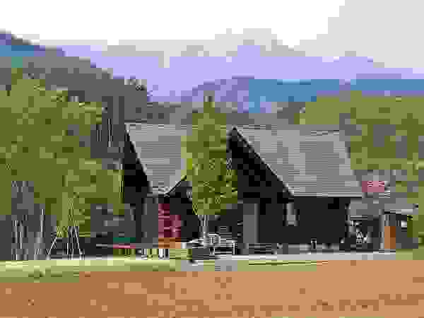 Log Cabin beside Japan Alps Cottage Style / コテージスタイル Country style houses Wood Wood effect