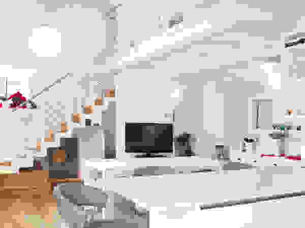 senzanumerocivico Moderne Wohnzimmer