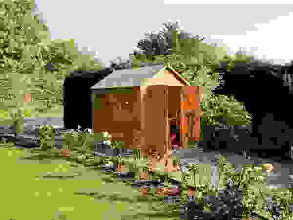 Landscaping and Garden Storage Heritage Gardens UK Online Garden Centre GartenMöbel