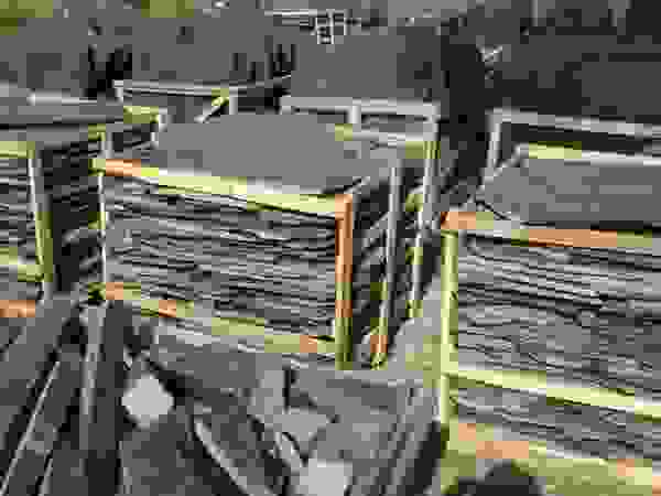pizarra y tejado Walls & flooringTiles Stone Black