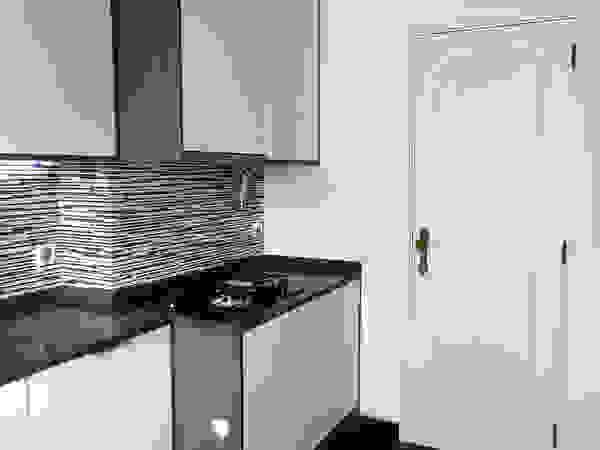 Happy Ideas At Home - Arquitetura e Remodelação de Interiores Modern Kitchen