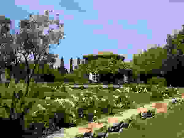 CONCEPTUELLES PAYSAGE ET DECORATION Mediterranean style garden